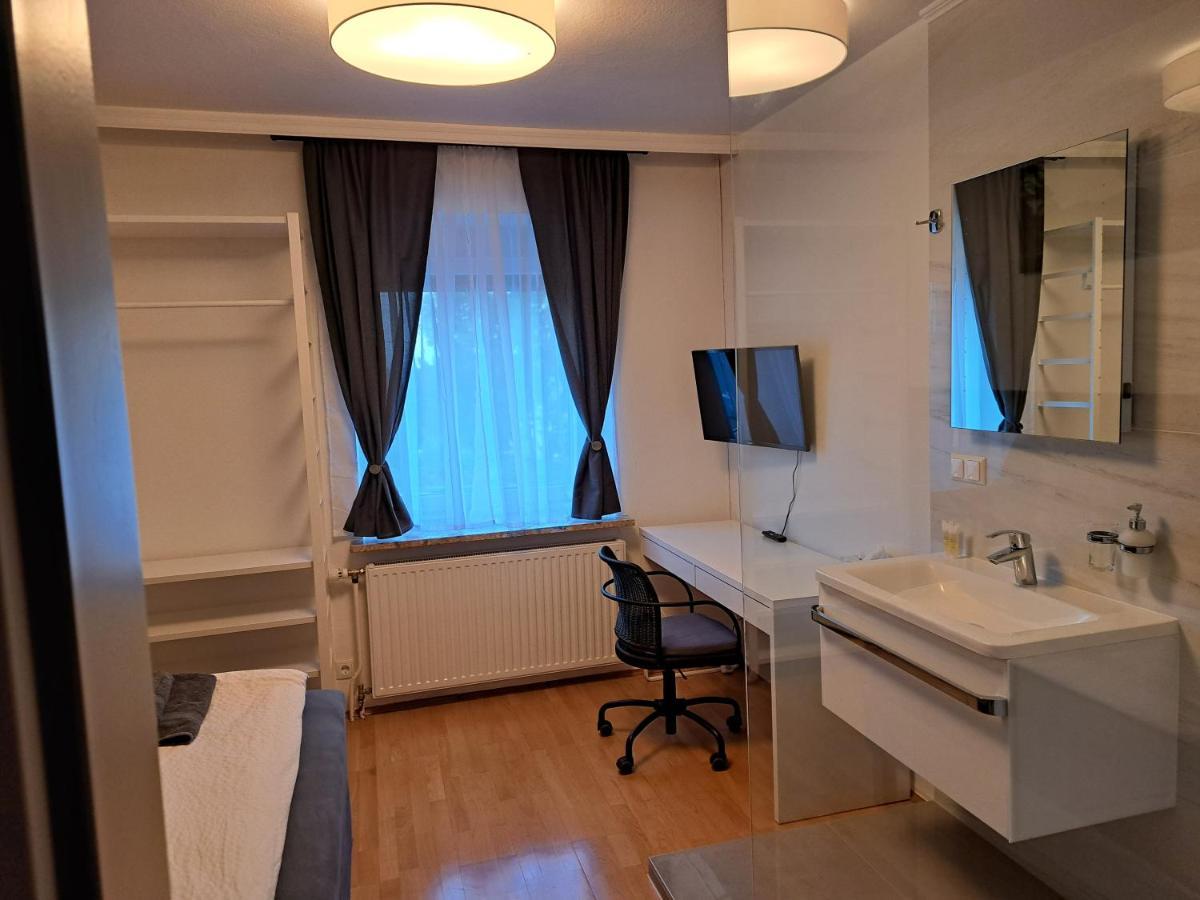 Flataid Gaestehaus Graschi - Steinbergstrasse Graz Zewnętrze zdjęcie